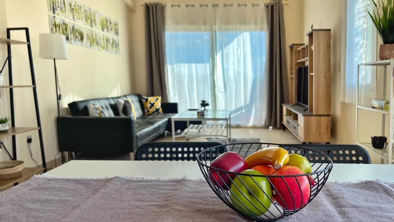 Melanos Sea View Apartment 파포스 외부 사진